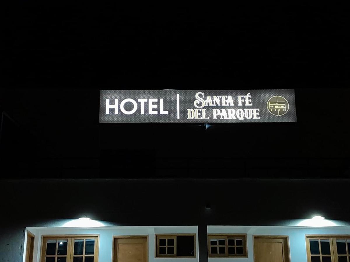 Hotel Santa Fe Del Parque Santa Fe de Antioquia Exterior foto