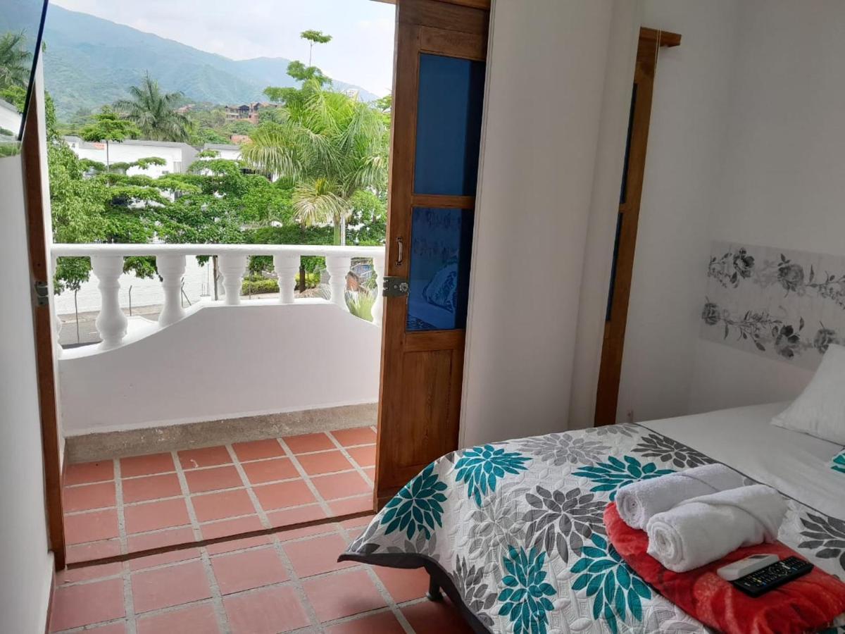 Hotel Santa Fe Del Parque Santa Fe de Antioquia Exterior foto