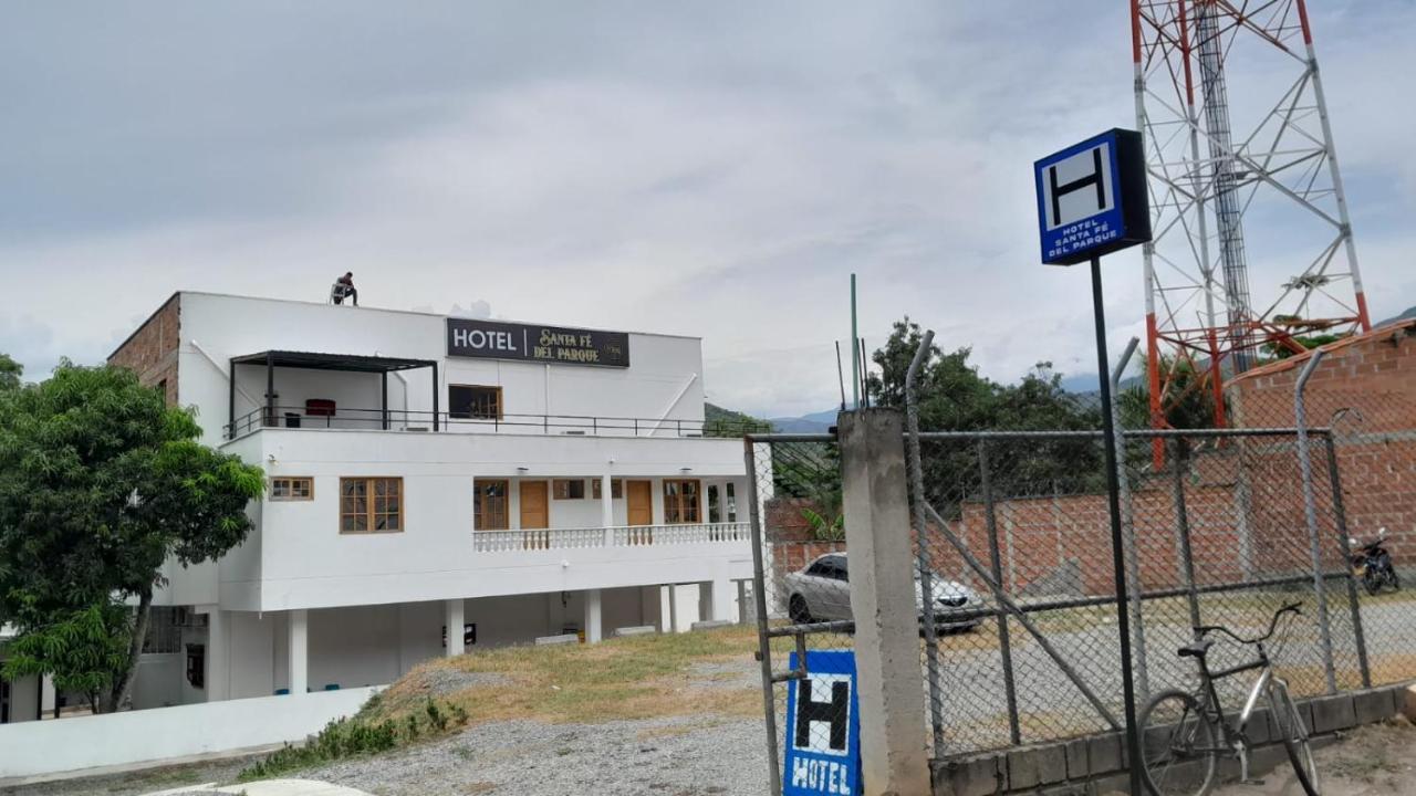 Hotel Santa Fe Del Parque Santa Fe de Antioquia Exterior foto